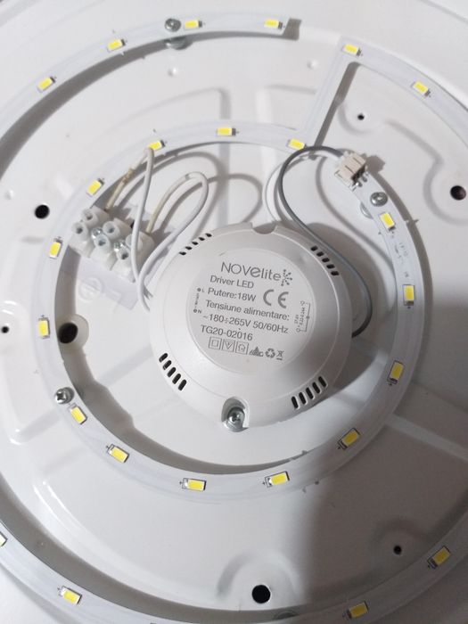 Plafoniera Led Dimensiuni Mari 18w Produs Nou