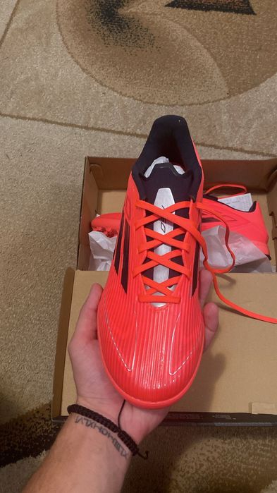 Vand Ghete de fotbal teren sintetic Adidas F50 League