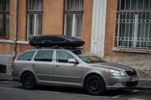 Vând portbagaj auto Thule Force XT XL – stare impecabilă