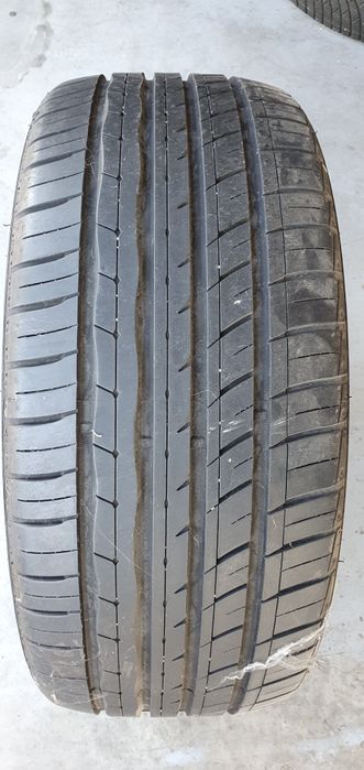 продавам 6 гуми 4 зимни и две лятни