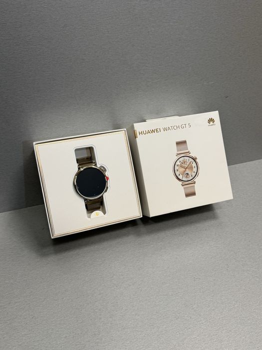 Продавам чисто нов Huawei Watch GT5 41mm