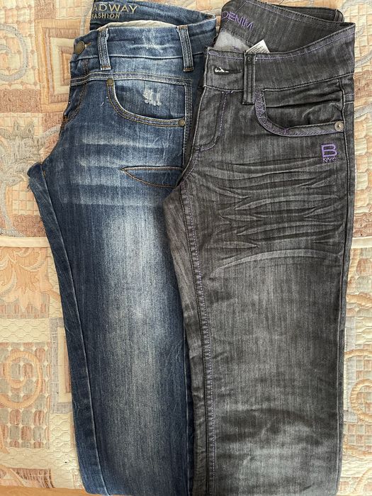 Женские джинсы (2 шт за 1000тг)