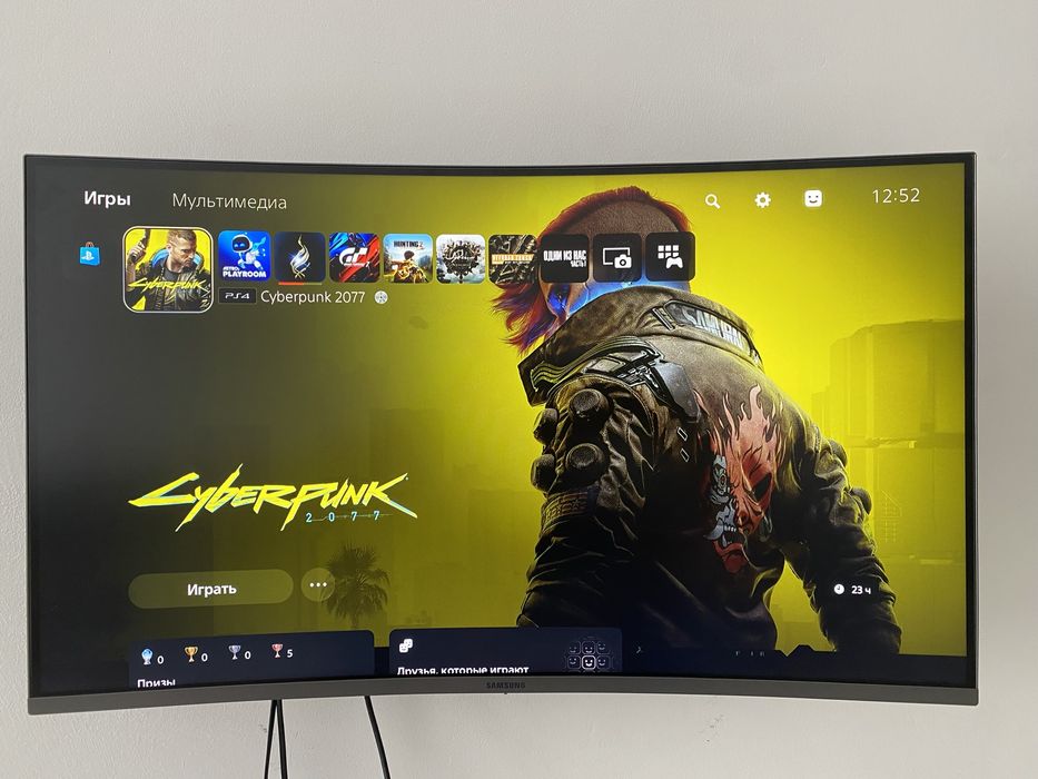 Игровой монитор Samsung