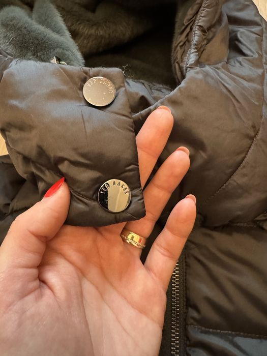 Geaca Ted Baker NOUA cu eticheta marimea 2