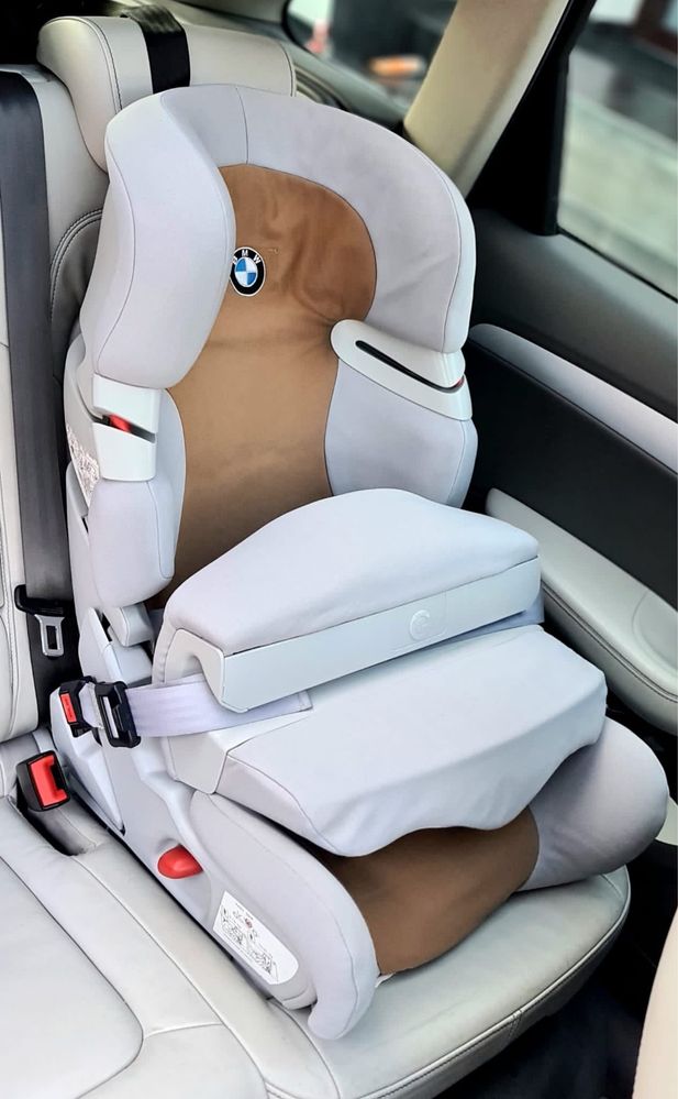 Scaun auto copii BMW/MINI cu Isofix