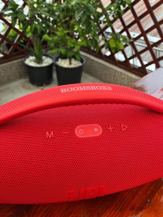 Boxa portabila bluetooth