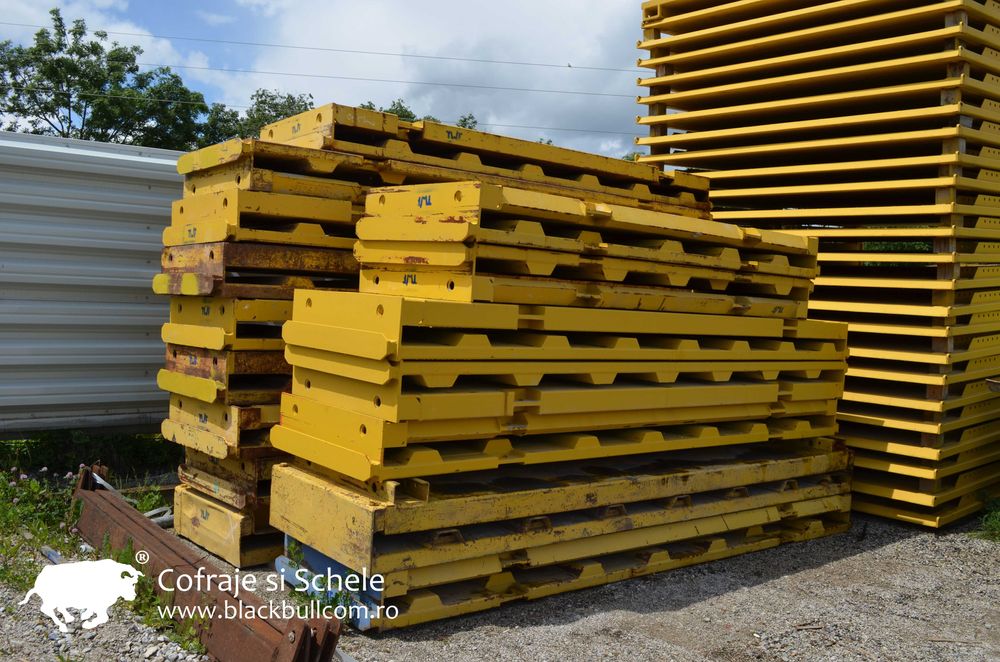 Inchiriere sprijiniri sapaturi