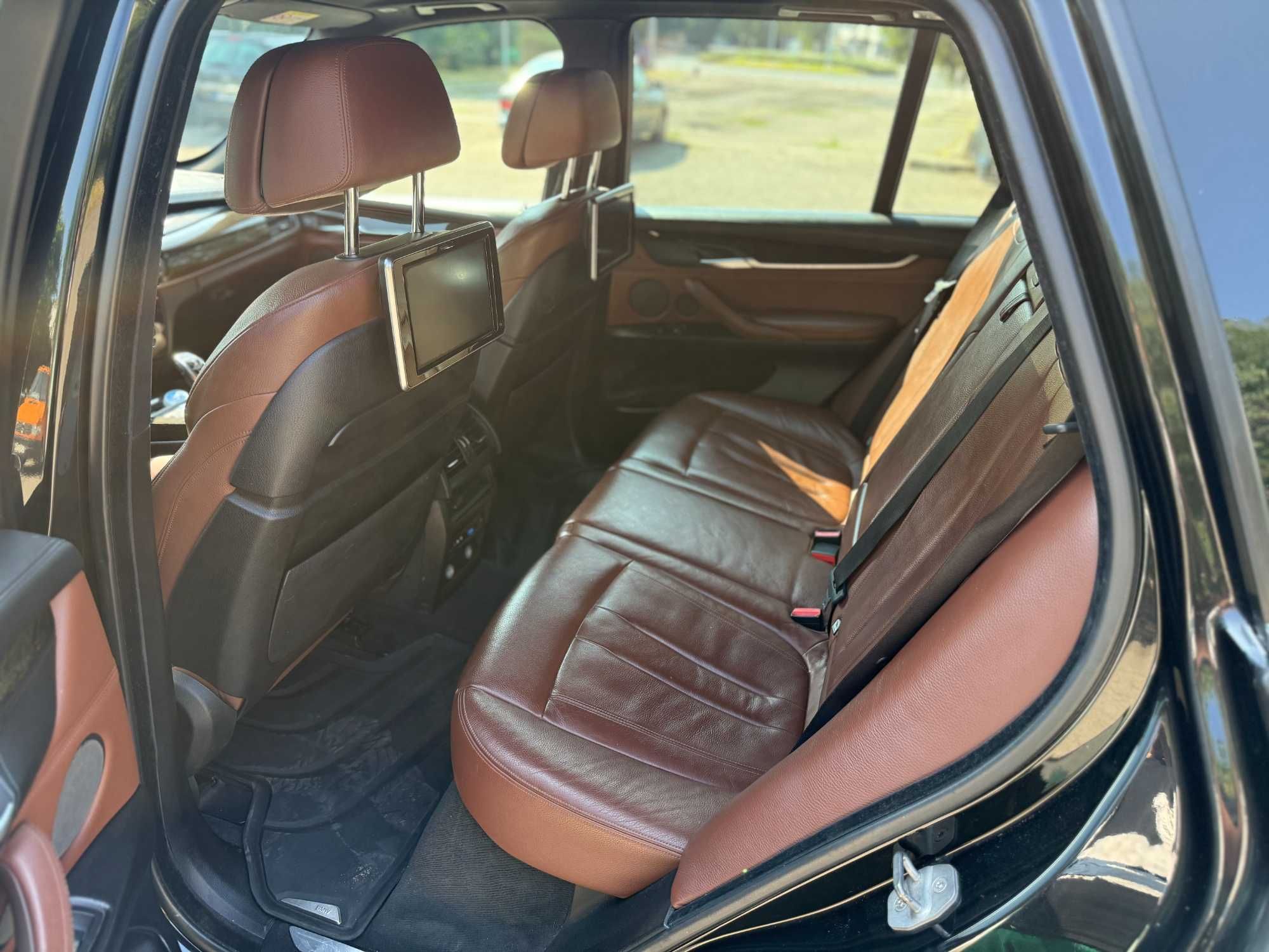 BMW X5 3.0d Individual / напълно обслужен