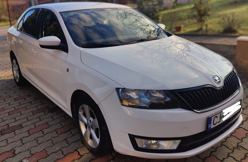 Vând Skoda Rapid