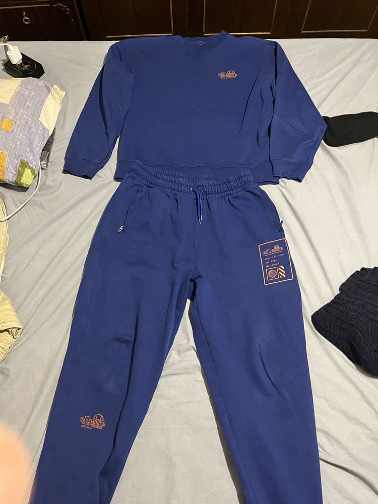 Екип  ellesse син цвят