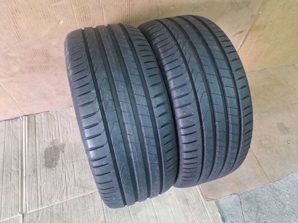 2 Pirelli R18 225/40
летни гуми DOT1321