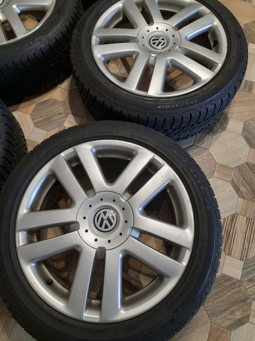 Genții de Aluminiu cu cauciucuri de Iarnă pe 17