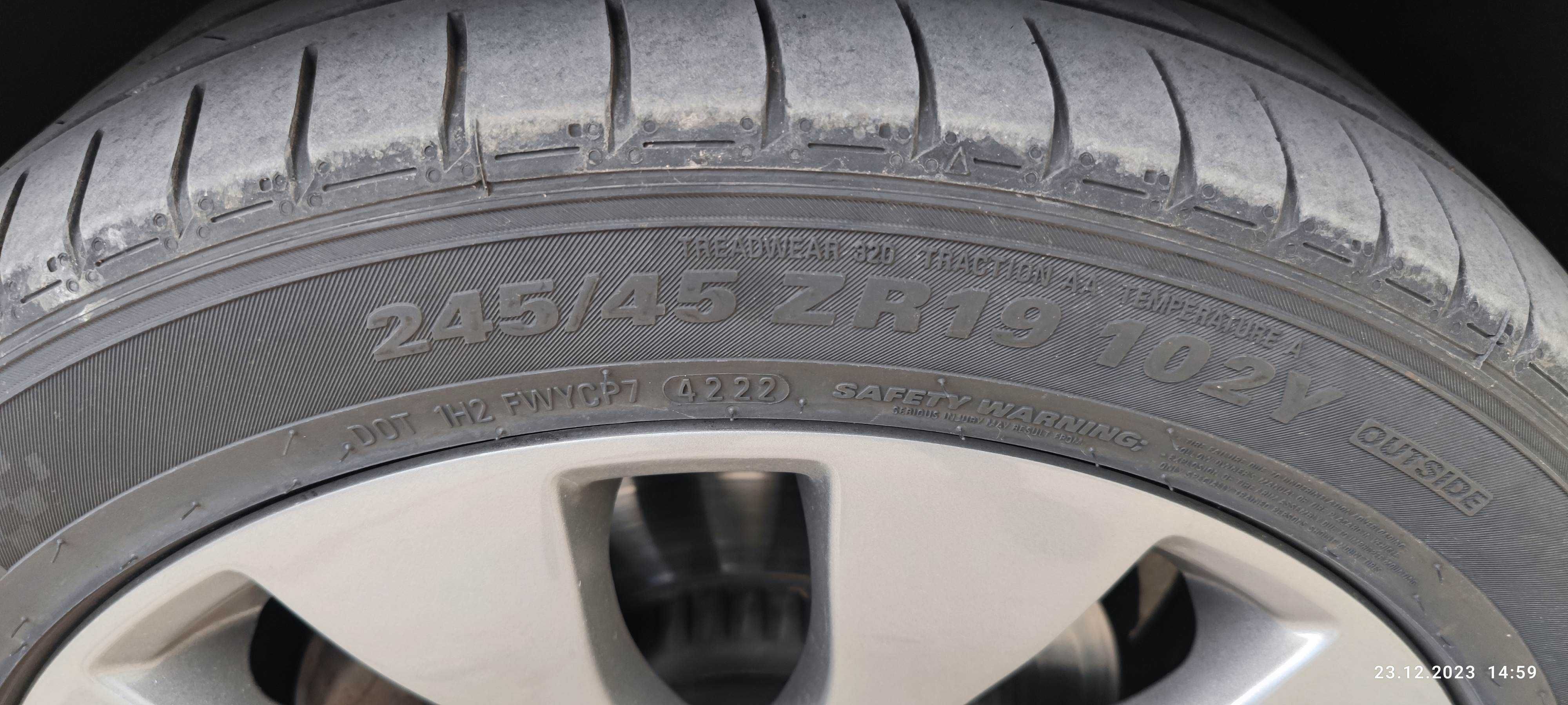 Kumho Ecta PS71 245 45 R19 102Y