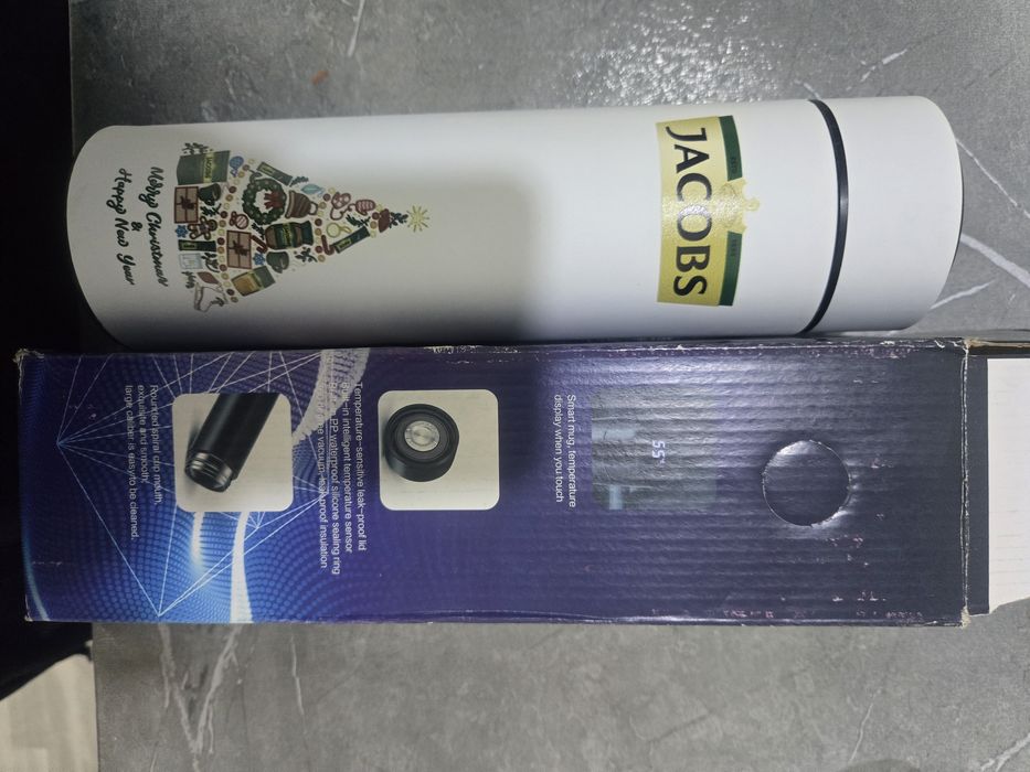 Продается термос новый 0.5 л