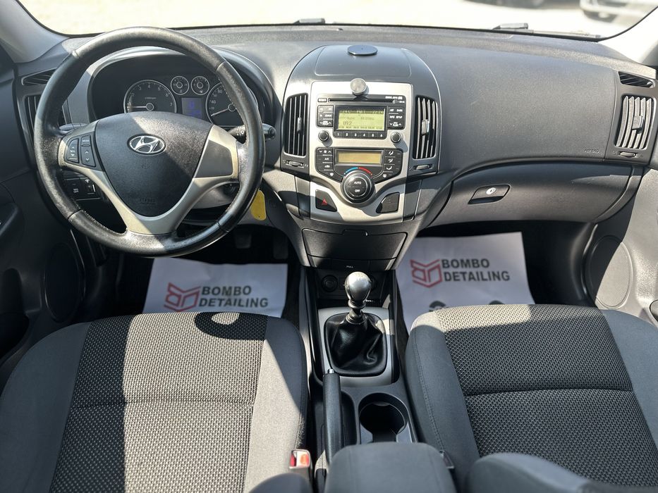 Hyundai I30 Benzina Xenon/Jante/Carlig/Senzori parcare