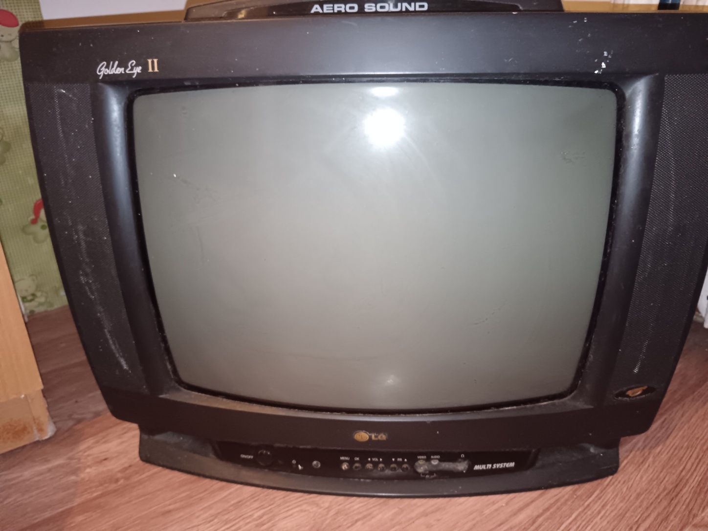 Телевизор LG CF-20K53KE