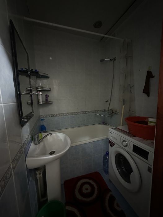 Продаётся квартира Чиланзар 3 2 ком 4 этаж