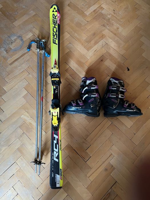 Ски уборудване  : ски /щеки /  обивки /