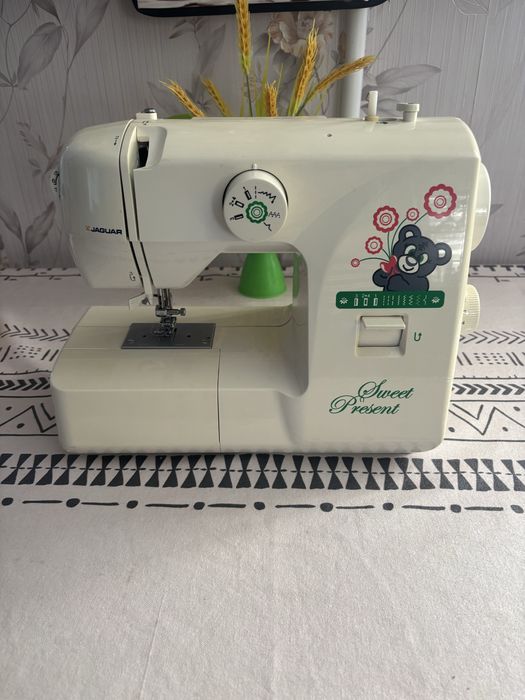 Продам швейную машину jaguar