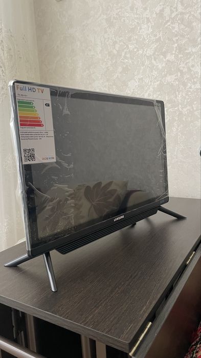 телевизор Q90-32