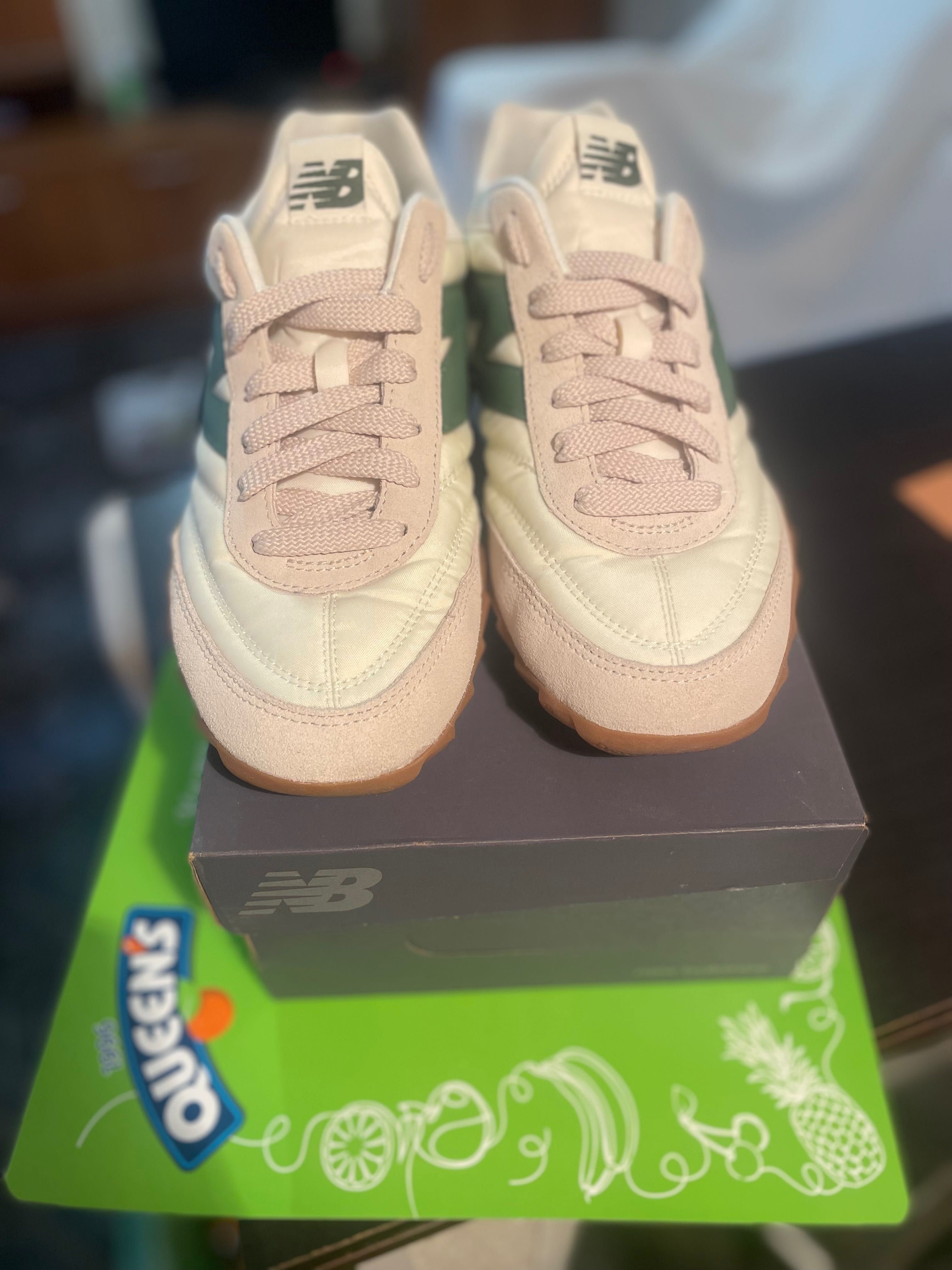 New Balance URC30SN