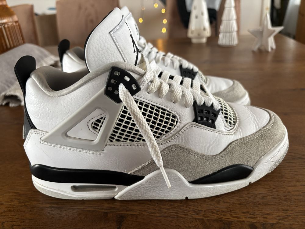 Air Jordan 4 Retro Military Black Original