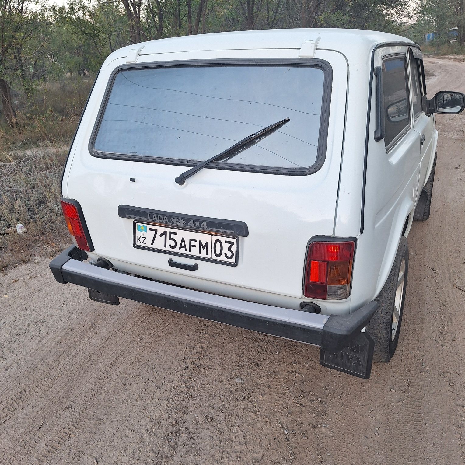 Продам срочно ниву
