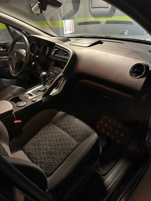Peugeot 3008 1.6 BlueHDi echipare Allure an 2015