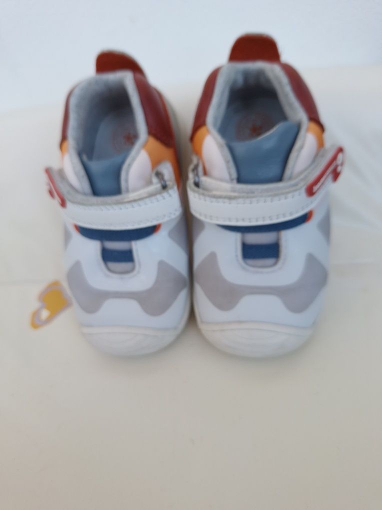Детски обувки biomechanics+Подарък сандали