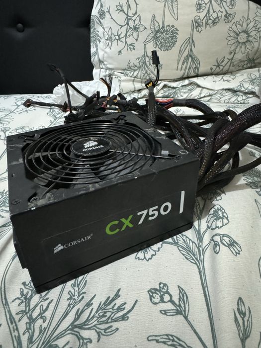 Sursa corsair CX 750