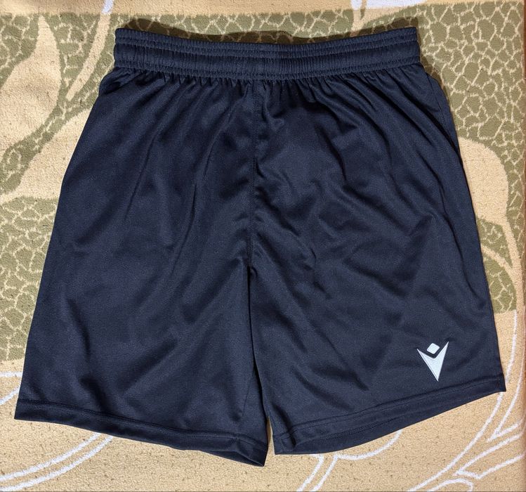 Къси тренировъчни гащи Macron