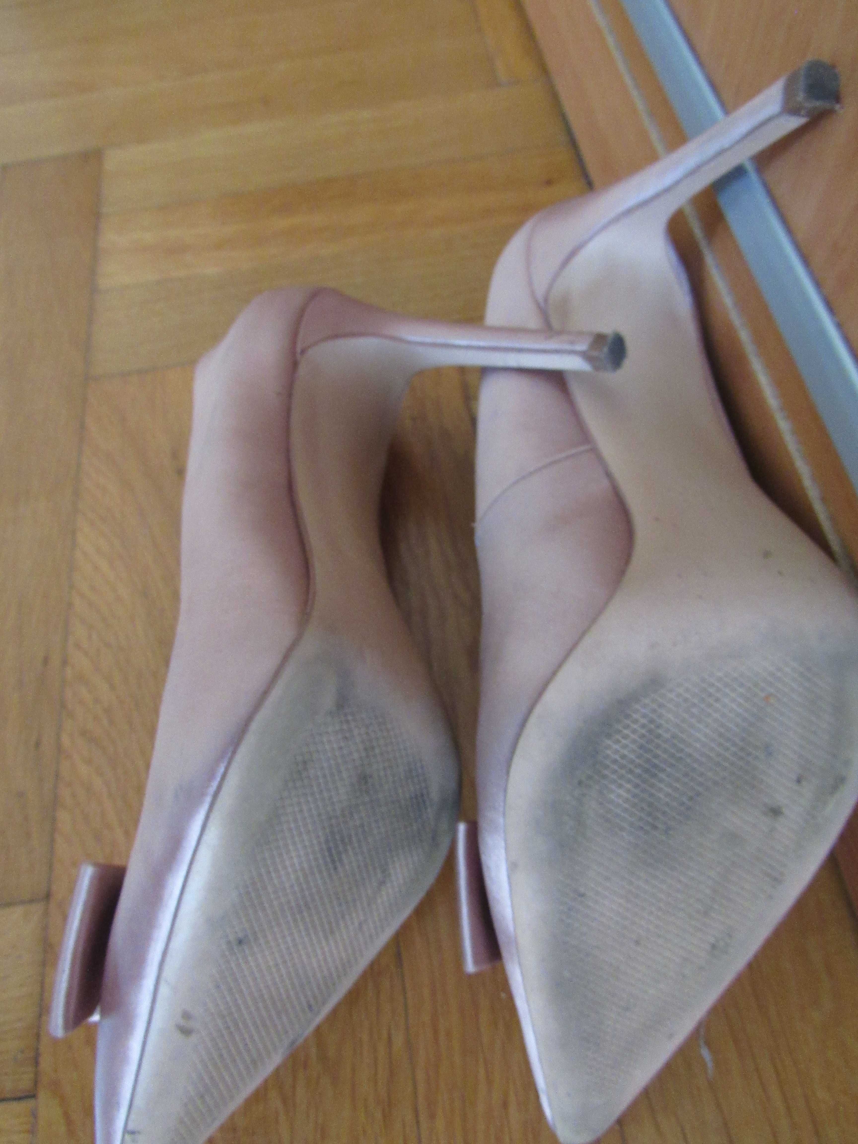 Сатенени розови дамски обувки ZARA номер 41