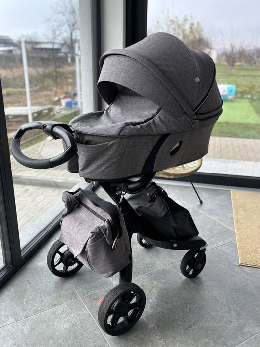 Stokke v6 Xplory 3in1 + Footmuff + Bază auto – Stare foarte bună