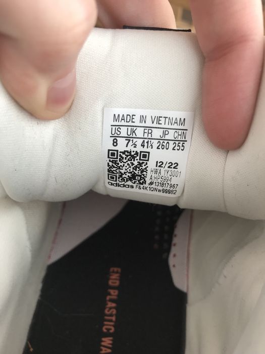 Adidas Originals Znsored Sports 41 1/3 Yeezy Boost Hi Nike Puma Gucci