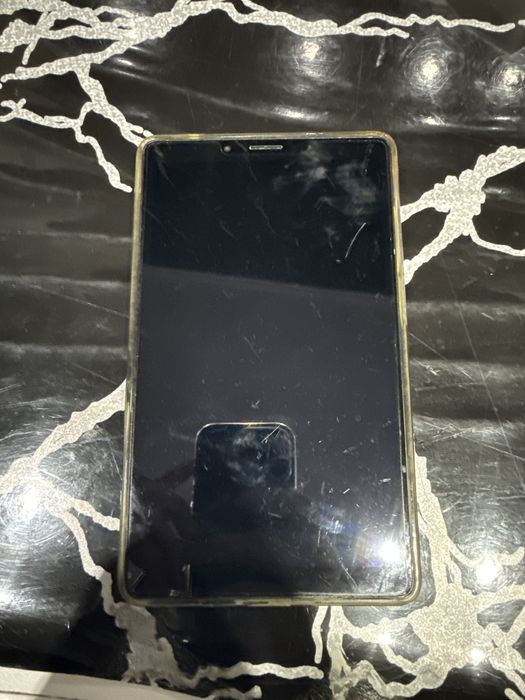 Продам планшет ленова