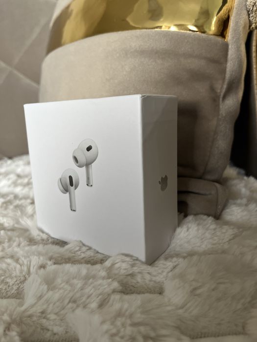 Продават се нови слушалки AirPods Pro 2