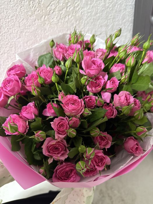 Цветы спрей розы