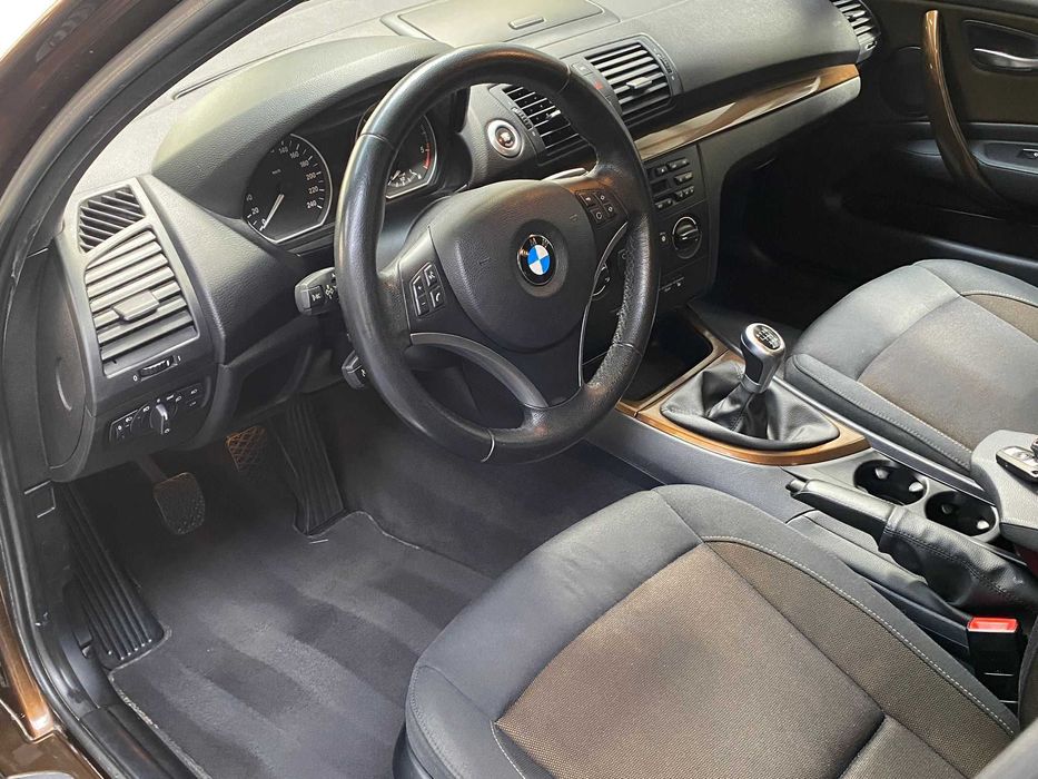 BMW     seria 1         118D