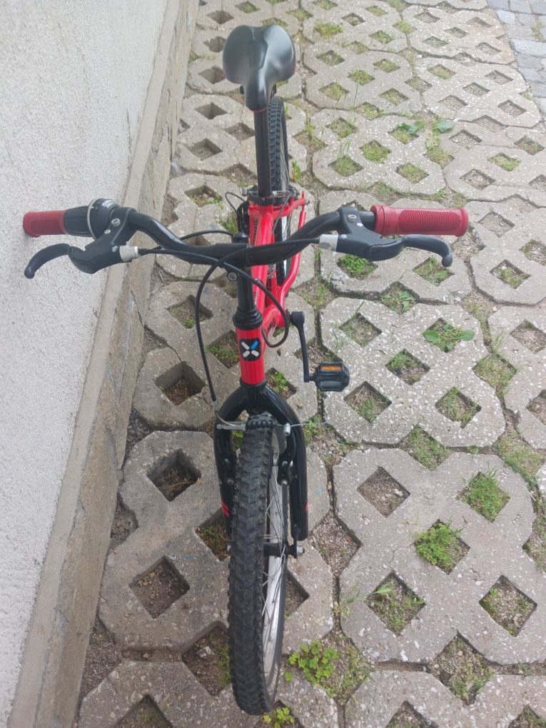 BTWIN 20" Червено