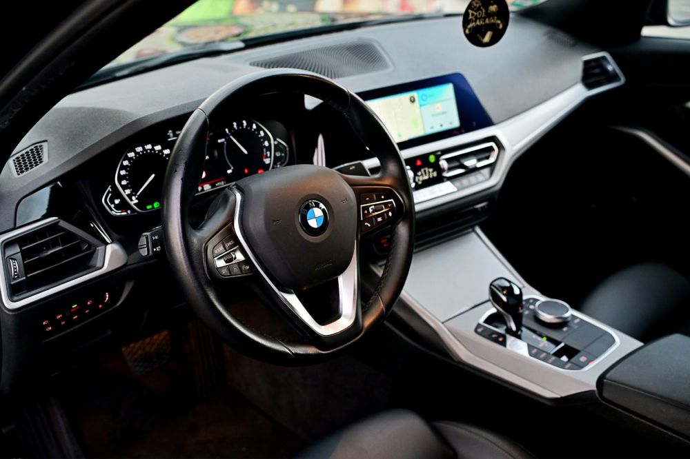 BMW 330E G20 2021