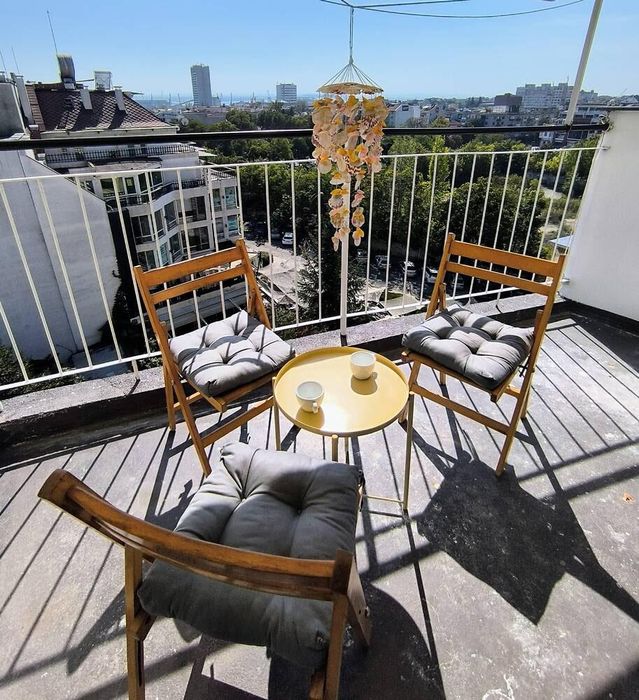 Дава се под наем Двустаен апартамент в Бургас, Център - 65 кв.м за 510 € - Снимка #3