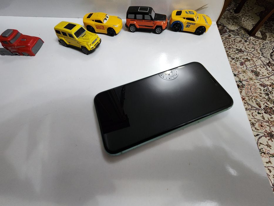 Iphone 11 Фиолетовый 128GB Bat 100% ideal