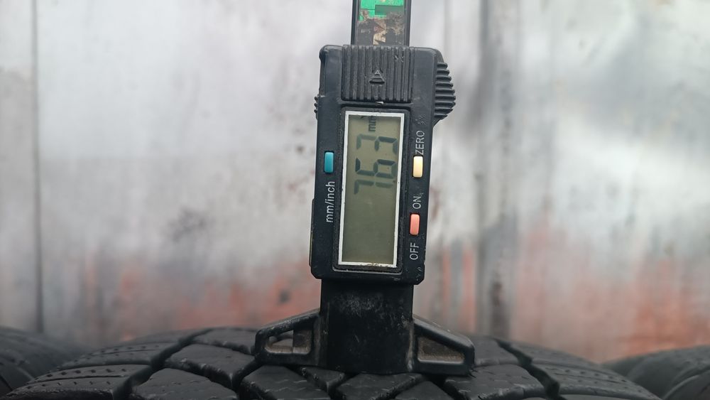 225/60/17 Bridgestone