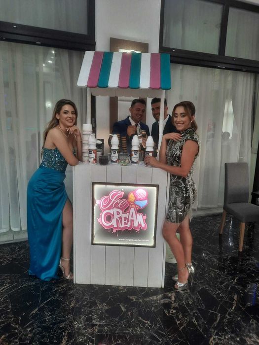 Cocktail bar, ice cream bar, cabina olandeza,