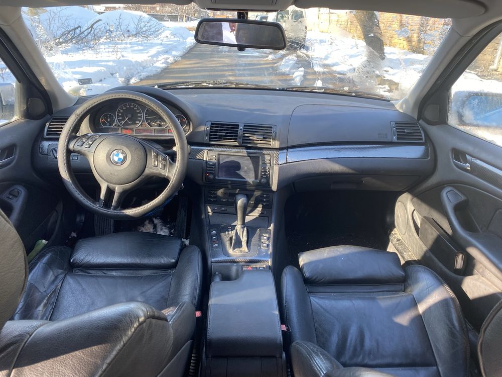 BMW E46 Facelift комби M54B30TU 231 коня НА ЧАСТИ!