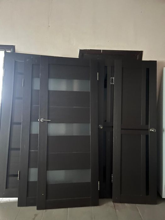 Продам двери б/у