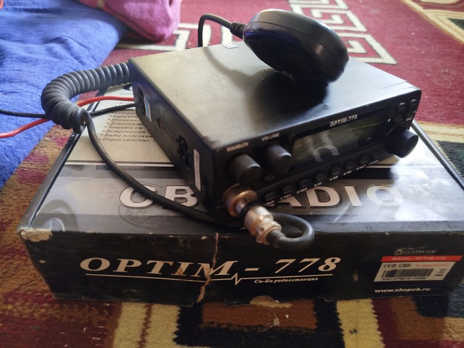 Си Би радиостанция (рация) для грузовых автомобилей Б/У антена в компл