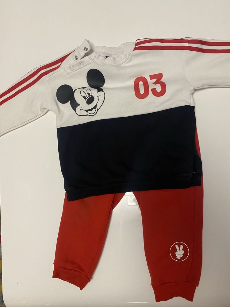 Trening bebe Adidas Disney marimea 80 cm