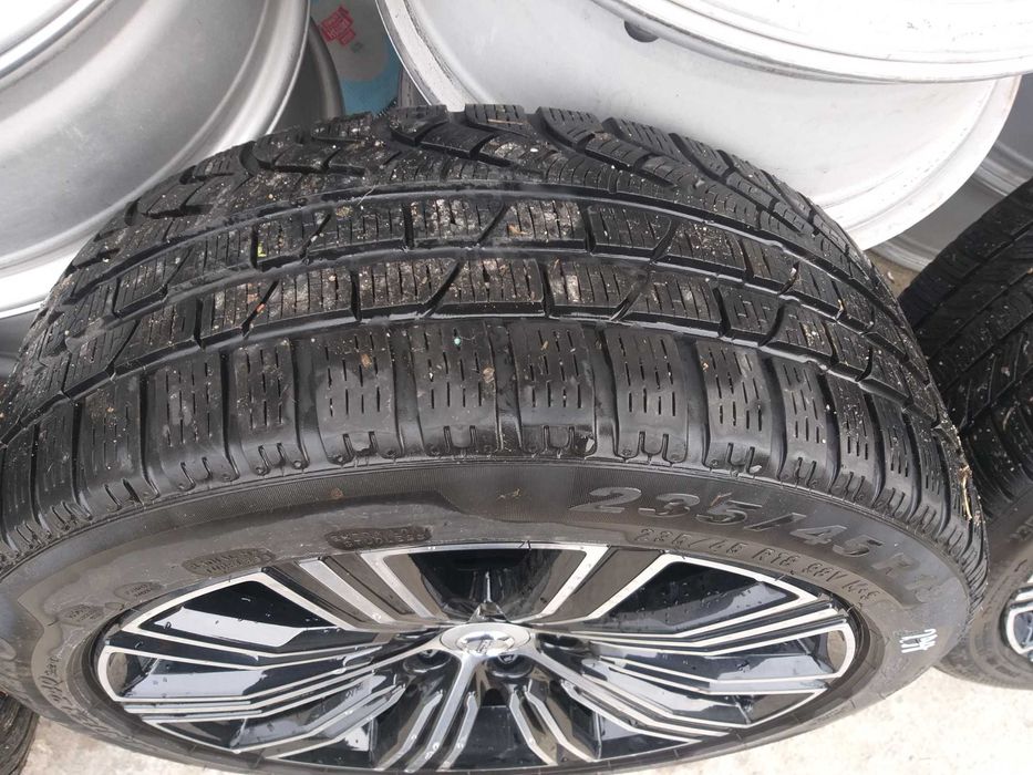 2 anvelope Pirelli Sotto Zero Win 235 45 R18 Dot 3520 ci294