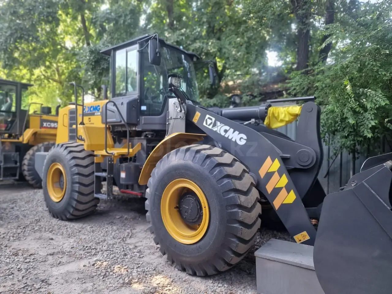 XCMG Погрузчик 3куб джойстик